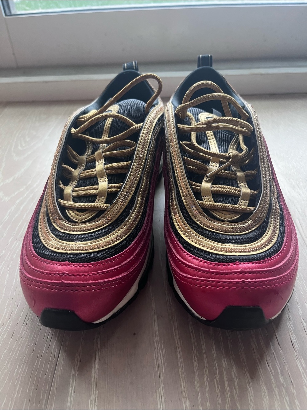 Nike Air Max 97 red gold sequin women's  7.5 - Picture 3 of 9